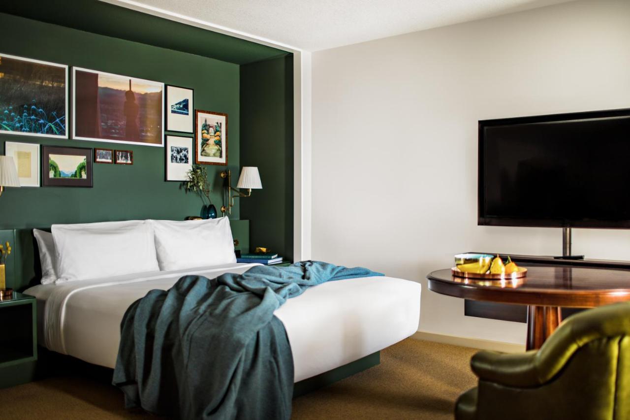 Park Mgm Las Vegas By Suiteness Room photo